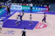 🔥多点开花！新疆首发5虎合砍74分32篮板20助攻