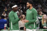🏀凯尔特人vs76人前瞻：76人近期状态回暖，三巨头挑战卫冕冠军