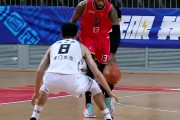 NBL威姆斯无差别单打 赛场上简单高效得分