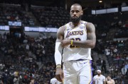 🏀湖人vs活塞前瞻：活塞刚胜太阳来势汹汹，湖人主场力争复仇
